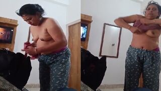 Chudai k baad kapde pahanti sexy bhabhi