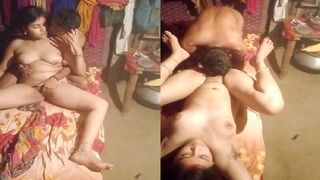 Beautiful village wife ki chut ko chaatke choda pati nai