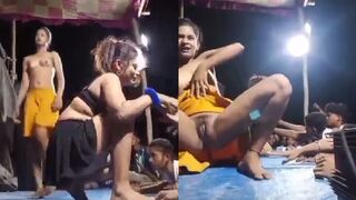 Bihar orchestra dancer nai dikhai apni chut or boobs